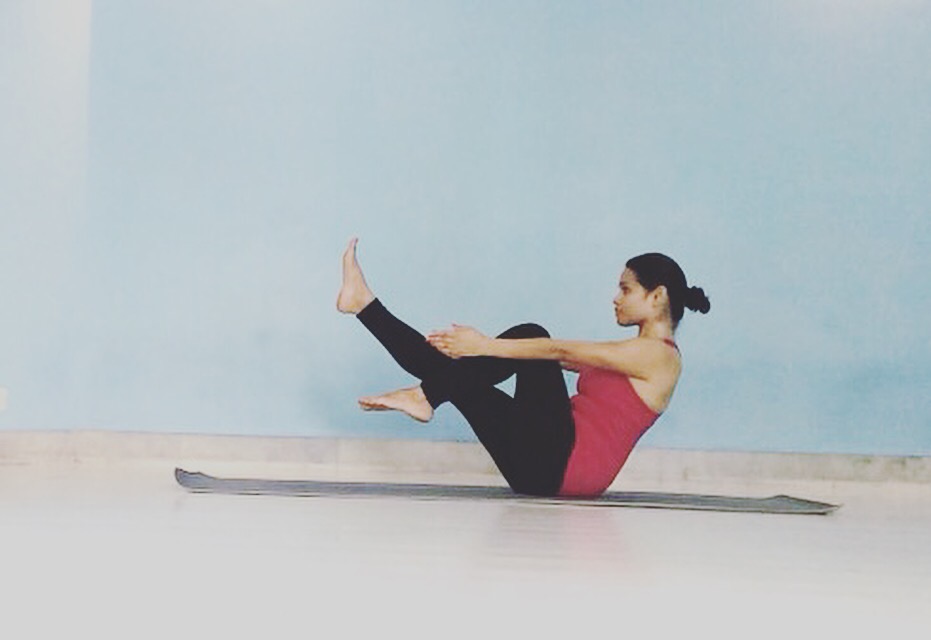 Navasana (Boat Pose)_ Empower Your Core and Enhance Balance in Yoga.pdf